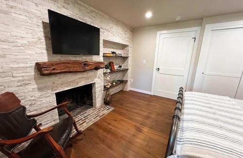 Reno House | The Ranch House with a Pool Hot Tub and Fire Pit