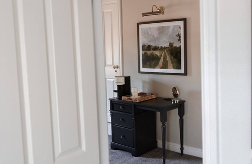 Much Wenlock House | The Raven Hotel by PureStay