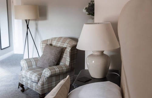 Much Wenlock House | The Raven Hotel by PureStay