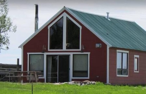 Chester Cabin | The Red Barn (EV), Barndominium on Henrys Fork