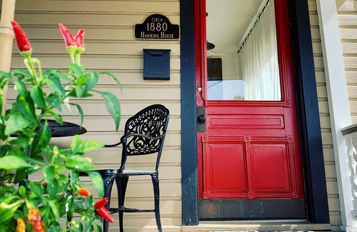 Seville Historic District House | The RED DOOR: Explore Pensacola's Downtown Entertainment next to Wedding Venues!