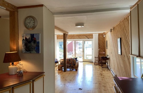 Vinalhaven House | The Red House on the Sands