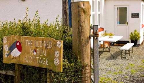 Glengrasco Bed & Breakfast | The Red Red Robin Cottage