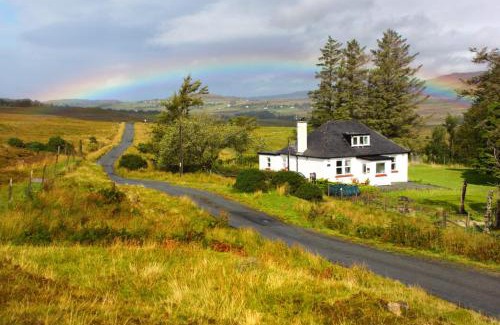 Glengrasco Bed & Breakfast | The Red Red Robin Cottage