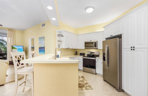 Vanderbilt Beach Condo | The Regatta Condo, Steps from Vanderbilt Beach, Spacious with Pool Views