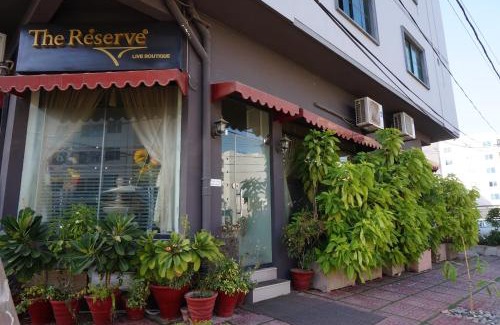 D.H.A. Hotel | The Reserve Boutique Hotel