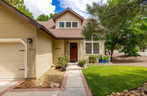 Ponderosa Trails House | The Retreat across from the Park w AC