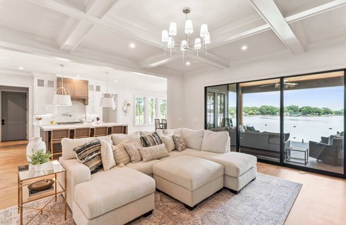 Sherrills Ford House | The Retreat at Sunrise Cove