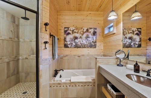 Grant County Hotel | The Retreat at Silvies Valley Ranch