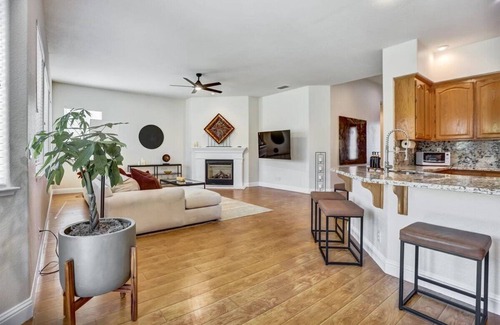 Roseville House | The Retreat in Roseville