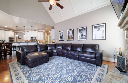 Lawrenceville House | The Rezort – World Cup Base ATL
