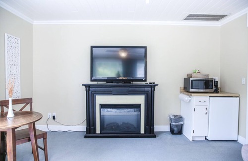 Cambria Hotel | The Rigdon House