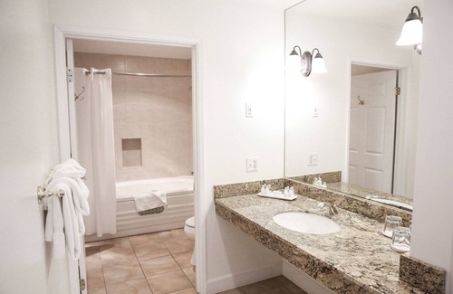 Cambria Hotel | The Rigdon House