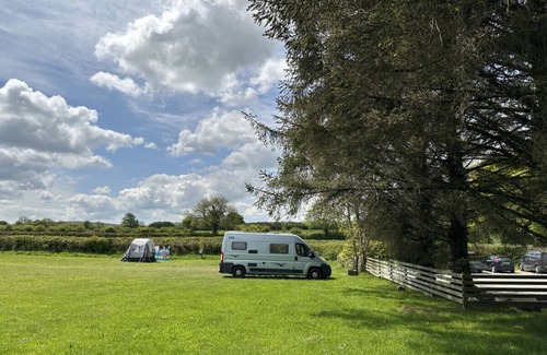 Fivelanes RV Rental | The Rising Sun Campsite