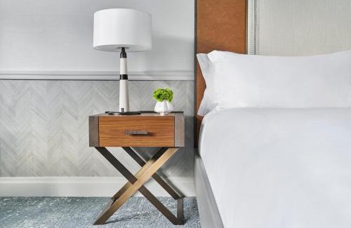 Theatre District Hotel | The Ritz-Carlton, Boston