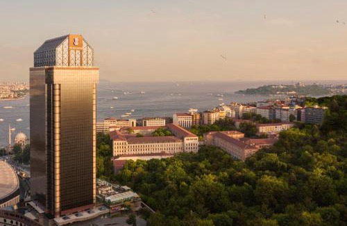 Taksim Hotel | The Ritz-Carlton, Istanbul at the Bosphorus