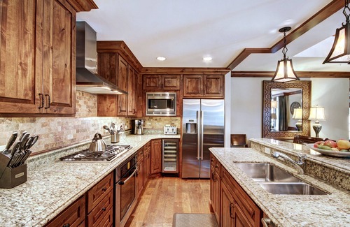 Vail Hotel | The Ritz-Carlton Residences, Vail