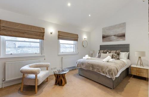 St. Mary's Park Apartment | The Riverbank Hideaway