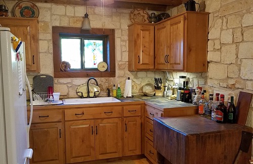 Lago Vista Cabin | The Rock House On The Northshore Of Lake Travis