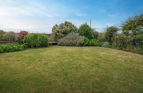 Angle House | The Rocket Carthouse, Holiday Home Angle, Sleeps 4, 1 bedrooms, bathrooms
