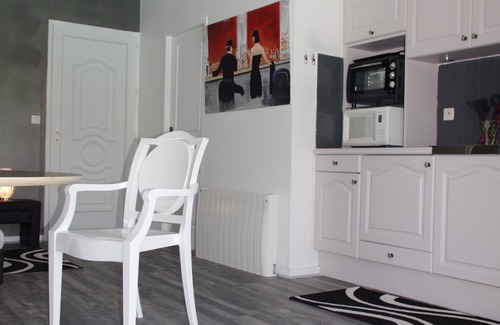 Audenge Cottage | THE ROMANTIC EDEN STUDIO