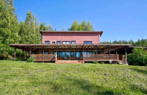 Fairbanks House | The Roost
