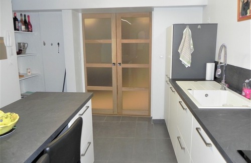 Milly-la-Foret House | The Rose House