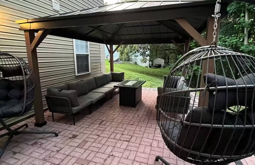 Fort Washington House | The Royal Estate