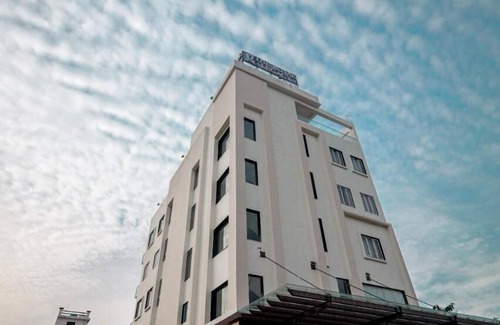 Gomti Nagar Hotel | The Royal Legacy