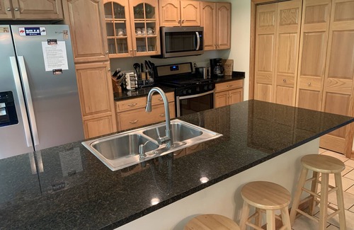 Ellicottville Villa | The Royal Suite has a combination of Elegance and Comfort.