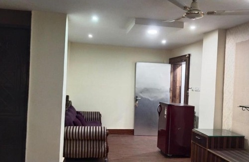 Bhubaneshwar Hotel | The Royal Suites