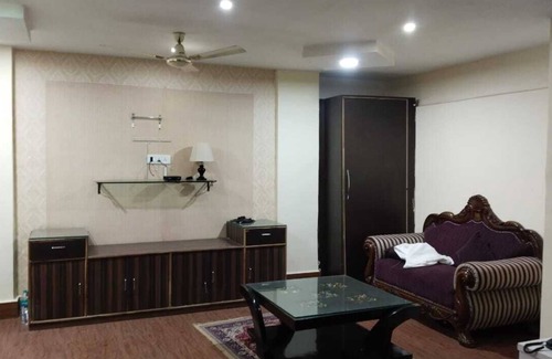 Bhubaneshwar Hotel | The Royal Suites