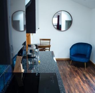 Manorbier Apartment | The Rum Shack Manorbier Castle Inn