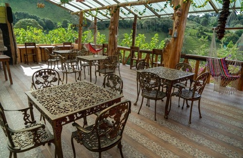 Banos de Agua Santa Cabin | The Runtun Orchids.