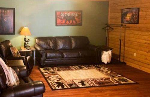 Kyle House | The Rushing Creek Cabin