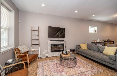 Cincinnati House | The Ruth House - Historic 4 BDR