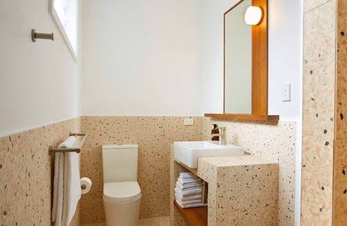 Brunswick Heads Hotel | The Sails Motel Brunswick Heads