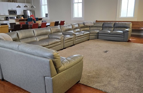 Hallsville Cabin | The Sanctuary (Near Tecumseh)