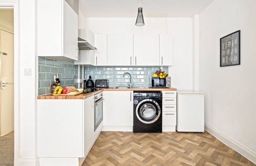Bournemouth City Centre Apartment | The Sand Bank - Flat 1