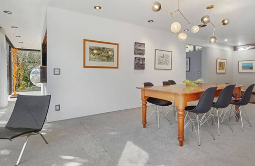 Remuera House | ✶The Sang House ✷ Timeless NZ Architectural Icon✶