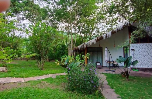 Tarapoto House | The Santa Ana bungalows