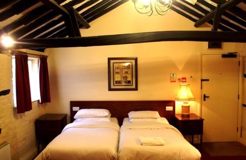 Amersham Hotel | THE SARACENS HEAD INN