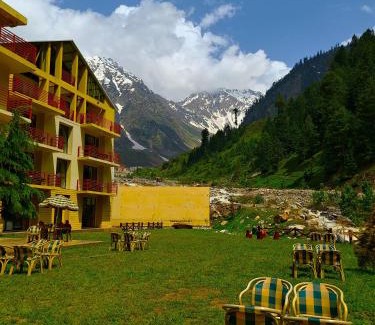 Kohistan Hotel | The Sarai, Naran