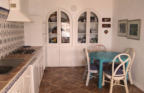 Poris de Abona Cottage | the sea cave. beautiful and magical cave house for rent!