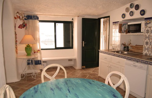 Poris de Abona Cottage | the sea cave. beautiful and magical cave house for rent!