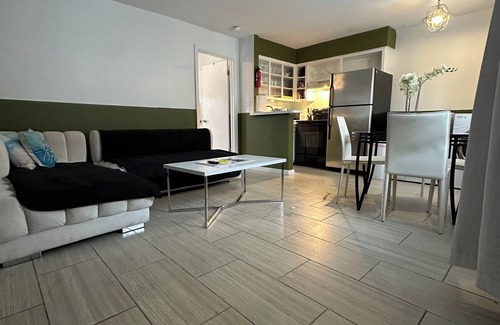 Cottage Line Apartment | The SEA-clusion 2