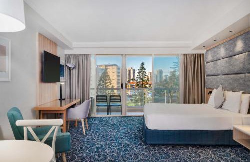Coolangatta Hotel | The Sebel Twin Towns