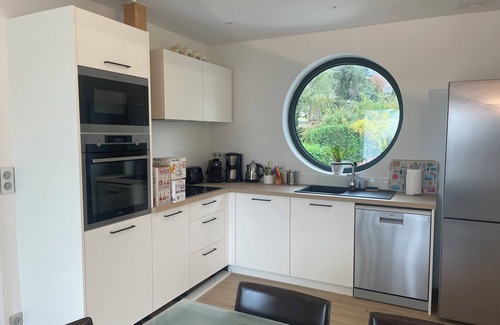 Wettolsheim Apartment | The setting of the vineyard. Luxury gite for 4 near Eguisheim.