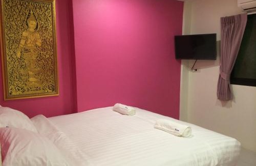 Khlong Maha Nak Hotel | The Seven Luck