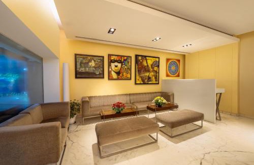 Kemps Corner Hotel | The Shalimar Hotel, Kemps Corner